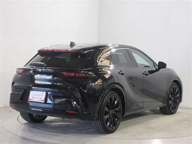 クラウンスポーツ2.5 Z E-Four 4WD
