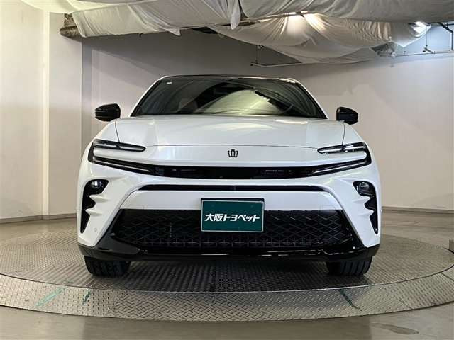 クラウンスポーツ2.5 Z E-Four 4WD