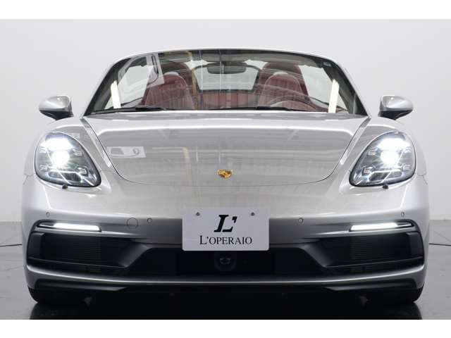 �X�|�[�c���f���ł���Ȃ�����[�X�y�[�X�͍L���A�[�����\������܂��̂ŗ��s�o�b�N��A������x�傫�ȉו��̎��[���\�ł��B