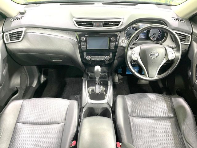 エクストレイル2.0 20Xt エマージェンシーブレーキパッケージ