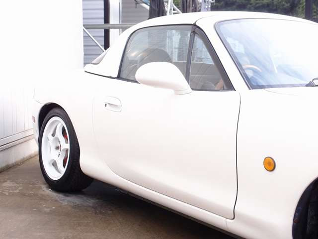 �S���ł��䐔�̏��Ȃ�1800cc 6MT���f���̃J�X�^�����[�h�X�^�[������!A-TECH��FINALSPEED15AW�𑕒����A�t�W�c�{�}�t���[�A�G�L�}�j�A�V�[�g�J�o�[�ȂǑ����̍��z�p�[�c�𑕔�