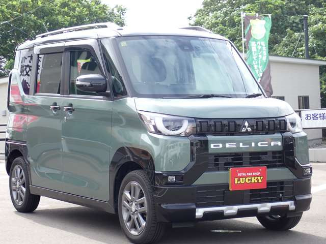 デリカミニT プレミアム 4WD