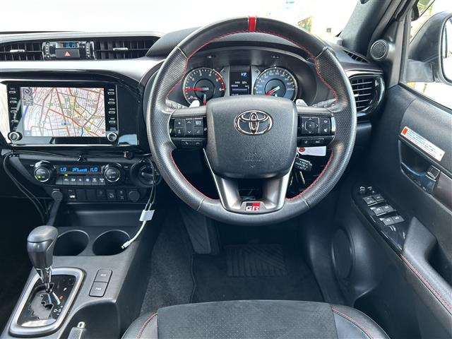 ハイラックス2.4 Z GRスポーツ ディーゼル 4WD