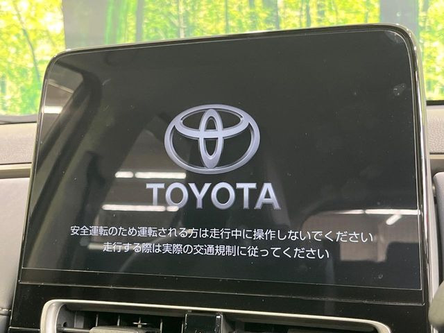 �y10.5�C���` �f�B�X�v���C�I�[�f�B�I�z���ʂ̃f�B�X�v���C��AppleCarPlay��AndroidAuto�����p�\�B�傫�ȉ�ʂŃX�}�z�i�r�A�v���������p���������܂���