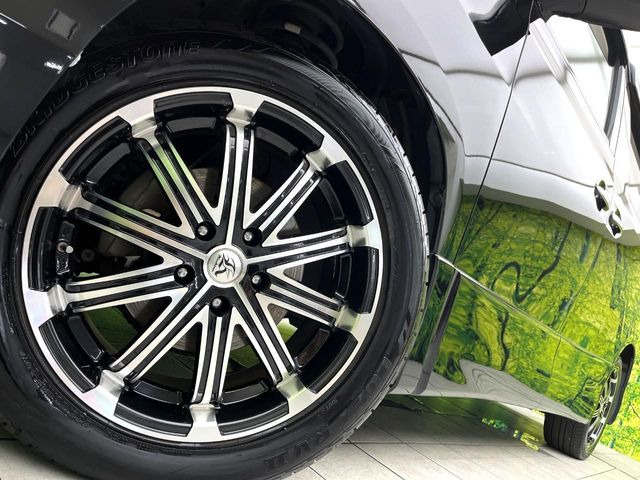 �y18�C���`�A���~�z�C�[���z�O�ςɃ}�b�`�����A���~�z�C�[���𑕒����Ă���܂��B�e��A���~�z�C�[����A�X�^�b�h���X�^�C�����戵�����Ă���܂��B���񂲑��k����������