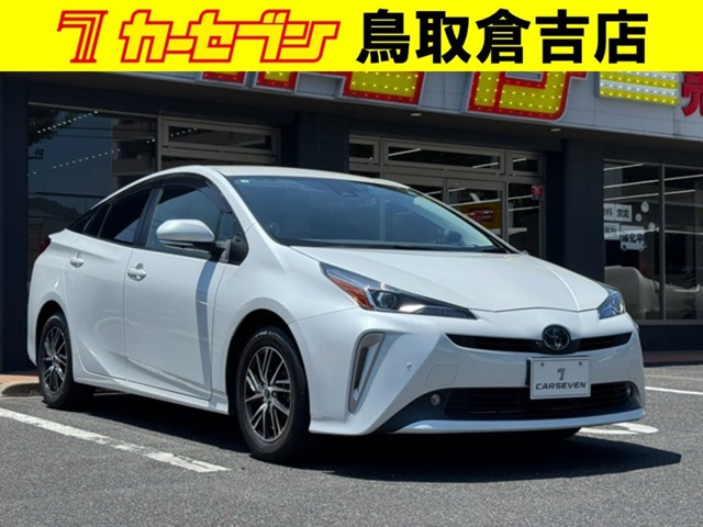 プリウス1.8 S セーフティ プラスII E-Four 4WD