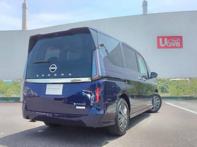 セレナ1.4 e-POWER XV