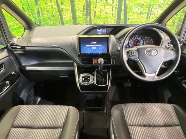 ヴォクシー2.0 ZS 煌II