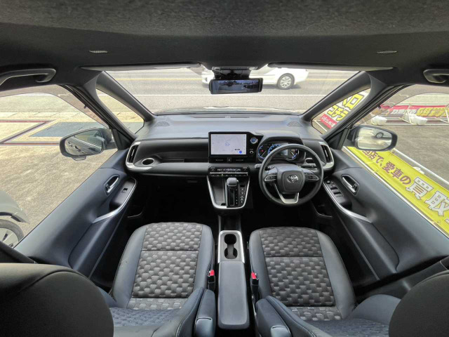 ヴォクシー1.8 ハイブリッド S-Z