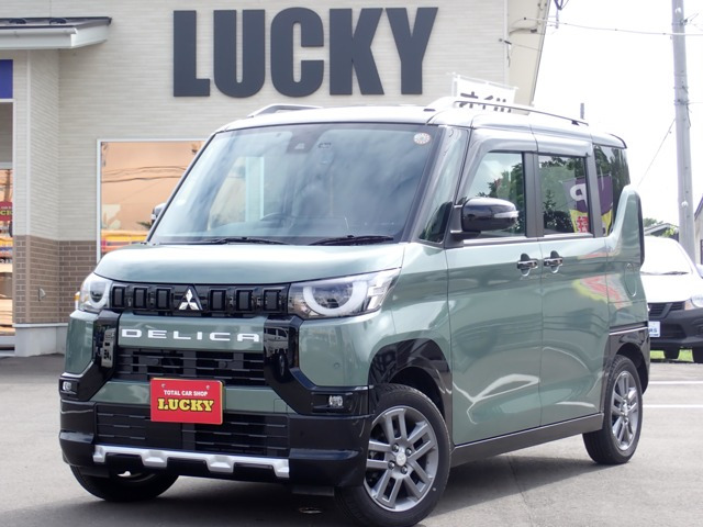 デリカミニT プレミアム 4WD