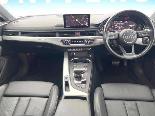 A5スポーツバック2.0 TFSI クワトロ スポーツ 4WD