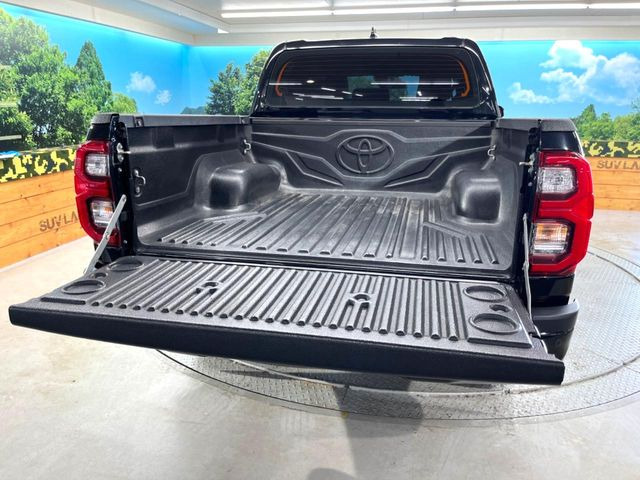 �ύڗ�500kg�̍L�X�Ƃ����f�b�L�́A�V�т���d���܂ő��p�r�Ɏg���܂��B�x�b�h���C�i�[��g�m�J�o�[�̎��t���������k��������