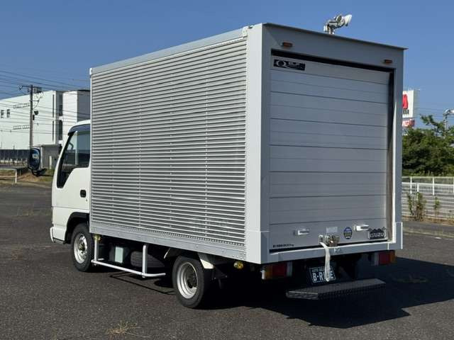 エルフアルミバン
