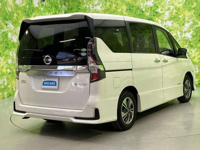 セレナ1.2 e-POWER ハイウェイスターV