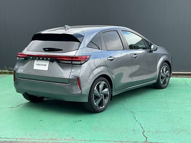 ノートオーラ1.2 G FOUR 4WD