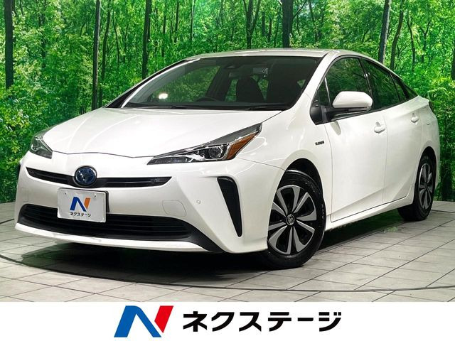 プリウス1.8 S