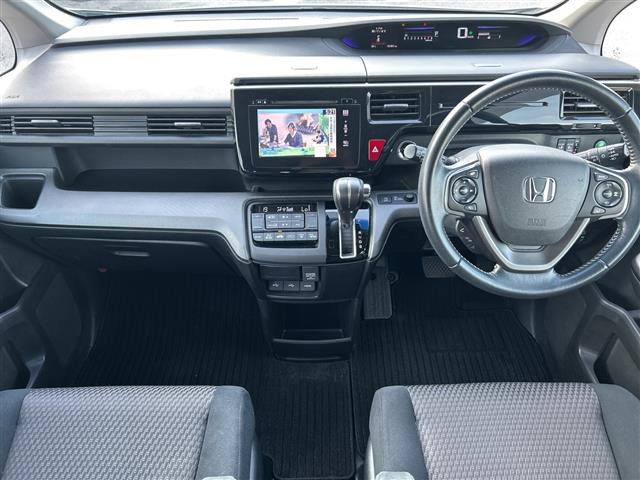 ステップワゴン1.5 スパーダ