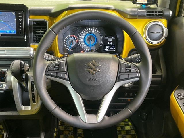 �y�X�e�A�����O�X�C�b�`�z�^�]���A�O������ڐ������炷���ƂȂ��A�I�[�f�B�I���̑��삪�\�ȕ֗��@�\!���S&���K�ȃh���C�u�����o���Ă���܂���
