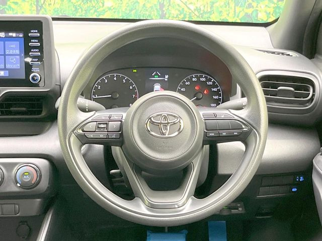 【ステアリングスイッチ】運転中、前方から目線をそらすことなく、オーディオ等の操作が可能な便利機能!安心&快適なドライブを演出してくれます♪