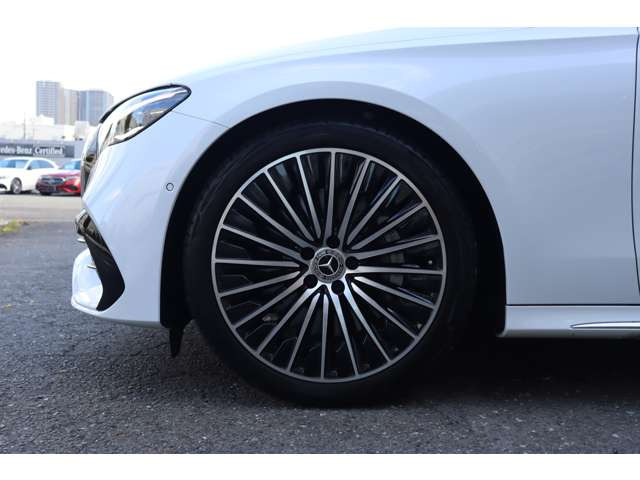 EクラスE200 AMGラインパッケージ (ISG)