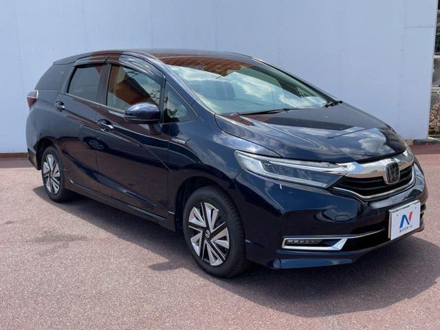 �������x�̃K���X�疌�ŝ����͂������A�㎿�ȃc���E����������B���O����_���J�����؂Ȉ��Ԃ�ی삵�A�F�����E�򉻂�h�~�B�u�e�X�v���b�V���R�[�g�v�A�u�e�v���~�b�T�R�[�g�v���炨�I�т��������܂��B