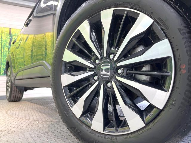 �y�����A���~�z�C�[���z�O�ςɃ}�b�`���������A���~�z�C�[���𑕒����Ă���܂��B�e��ЊO�A���~�z�C�[����A�X�^�b�h���X�^�C�����戵�����Ă���܂��B���񂲑��k����������