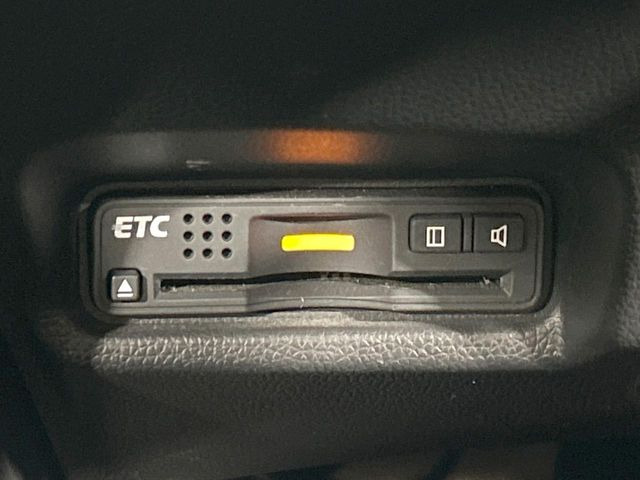 【ETC】高速道路の料金所をストレスなく通過!話題のスポットやサービスエリアに多い「スマートIC」利用時は必須のアイテムです。当店でセットアップを実施、ご納車当日からすぐにご利用いただけます!