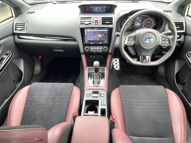 WRXS4 2.0 STI スポーツ アイサイト 4WD