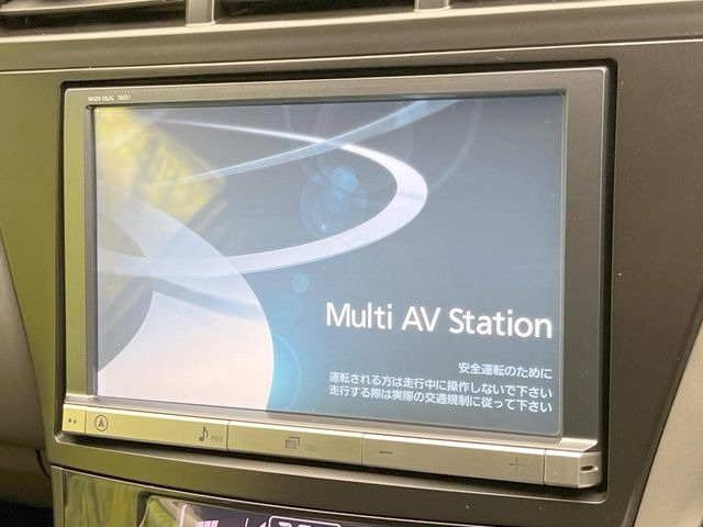 プリウスα1.8 S