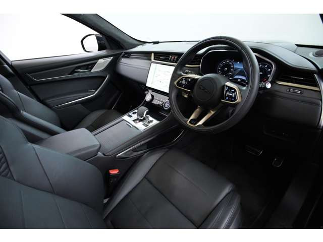 5.0L V8�X�[�p�[�`���[�W���[�Ȃ�ł͂̃T�E���h�Ɖ����������y���݂��������܂��B