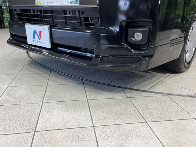 ハイエースバン