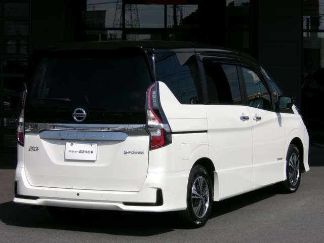 セレナ1.2 e-POWER ハイウェイスターV