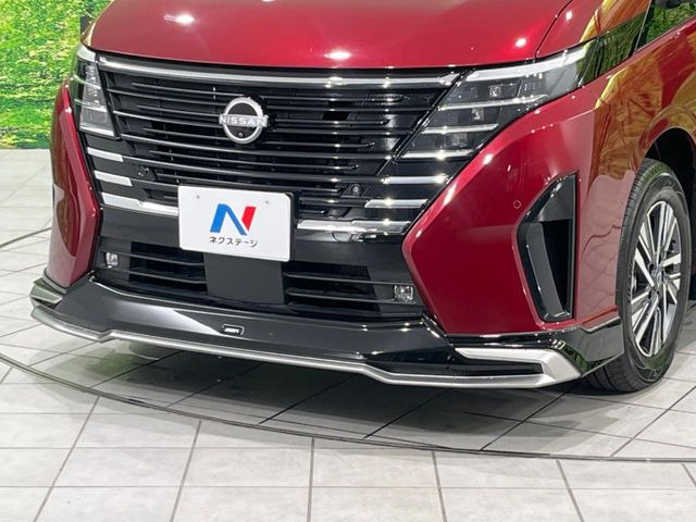 セレナ1.4 e-4ORCE ハイウェイスターV 4WD