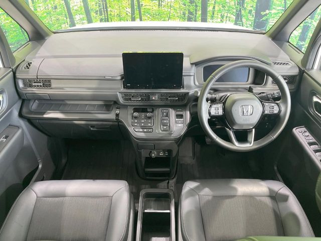ステップワゴン2.0 e:HEV スパーダ