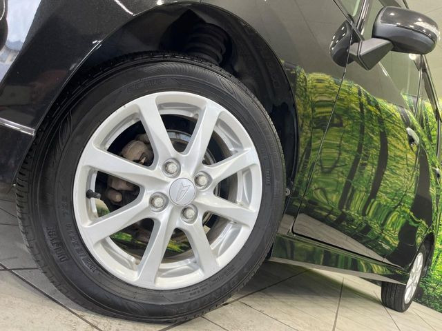 �y����14�C���`�A���~�z�C�[���z�O�ςɃ}�b�`���������A���~�z�C�[���𑕒����Ă���܂��B�e��ЊO�A���~�z�C�[����A�X�^�b�h���X�^�C�����戵�����Ă���܂��B���񂲑��k����������