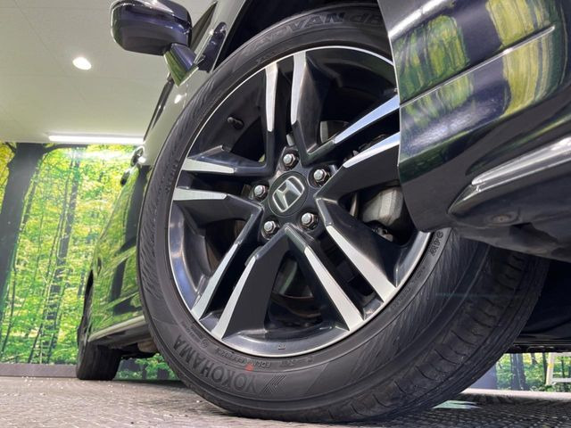 �y17�C���`�A���~�z�C�[���z�O�ςɃ}�b�`�����A���~�z�C�[���𑕒����Ă���܂��B�e��A���~�z�C�[����A�X�^�b�h���X�^�C�����戵�����Ă���܂��B���񂲑��k����������