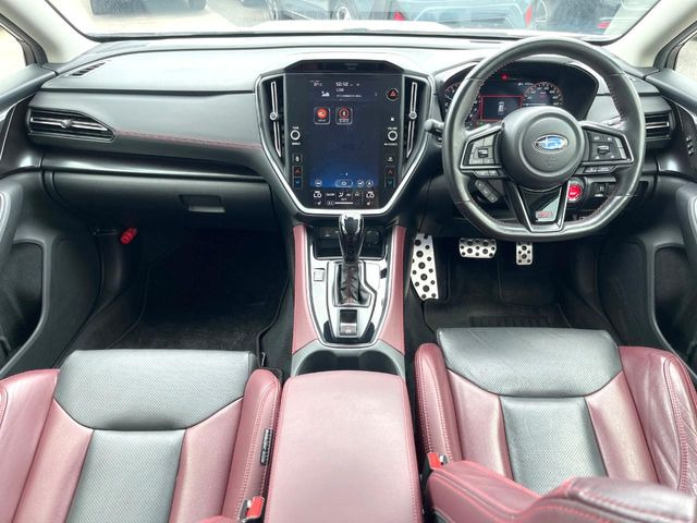 レヴォーグ1.8 STI スポーツ EX 4WD