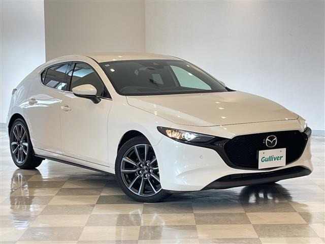 MAZDA3ファストバック1.5 15S ツーリング 4WD
