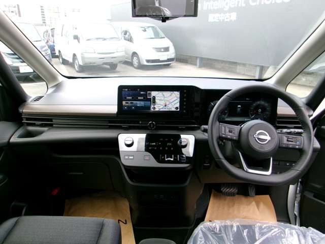 セレナ1.4 e-POWER ハイウェイスターV