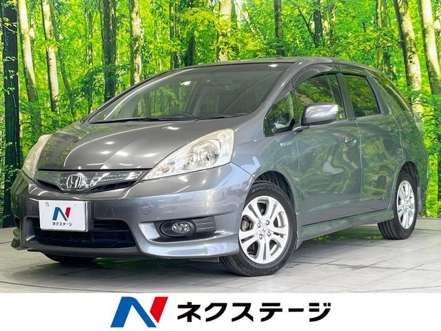 フィットシャトルハイブリッド1.3 スマートセレクション ファインライン