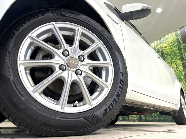 �y15�C���`�A���~�z�C�[���z�O�ςɃ}�b�`�����A���~�z�C�[���𑕒����Ă���܂��B�e��A���~�z�C�[����A�X�^�b�h���X�^�C�����戵�����Ă���܂��B���񂲑��k����������