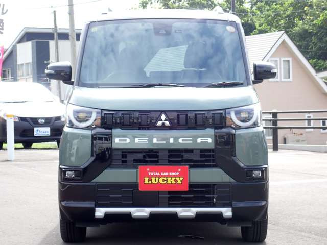 デリカミニT プレミアム 4WD