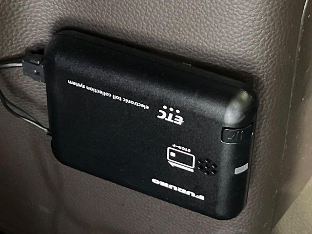 【ETC】高速道路の料金所をストレスなく通過!話題のスポットやサービスエリアに多い「スマートIC」利用時は必須のアイテムです。当店でセットアップを実施、ご納車当日からすぐにご利用いただけます!