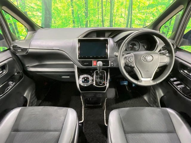 ヴォクシー2.0 ZS 煌III