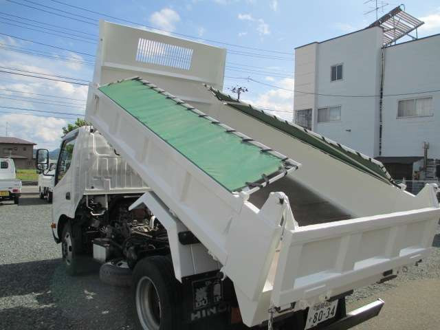 デュトロローダーダンプ