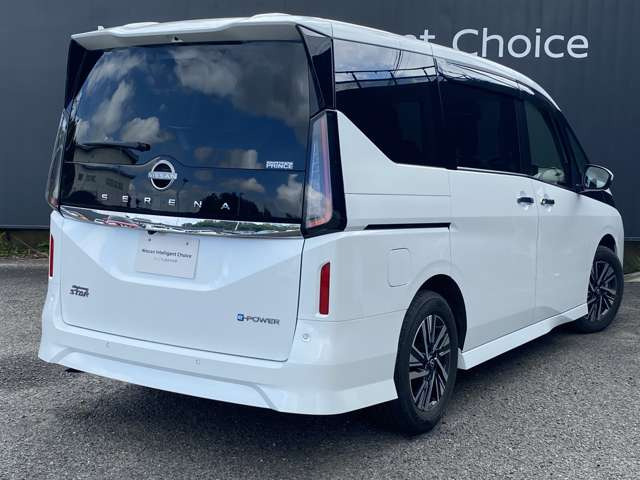 セレナ1.4 e-POWER ハイウェイスターV