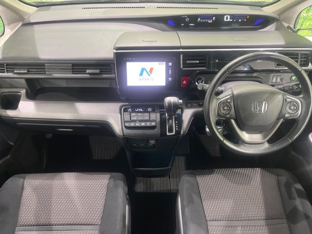 ステップワゴン1.5 スパーダ