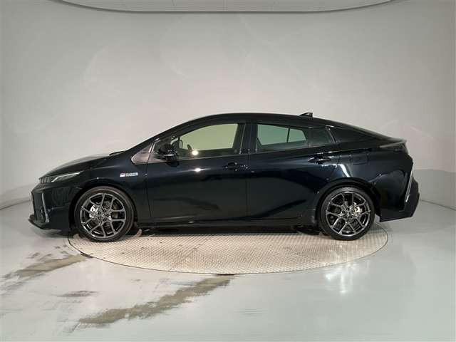 プリウスPHV1.8 S GR スポーツ