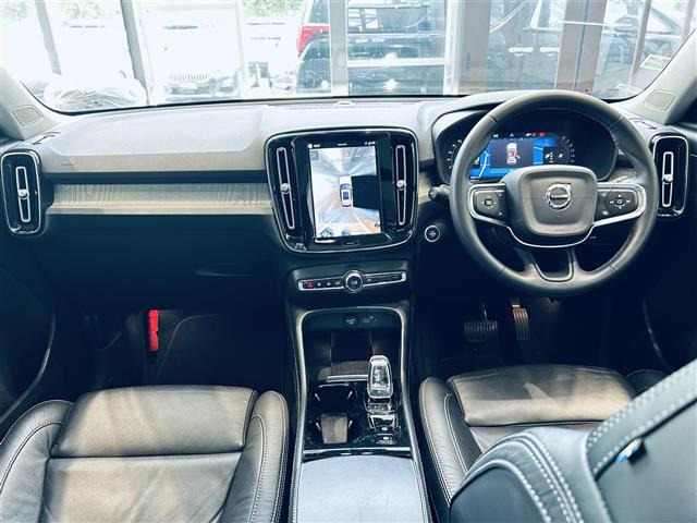 XC40アルティメット B4 AWD 4WD