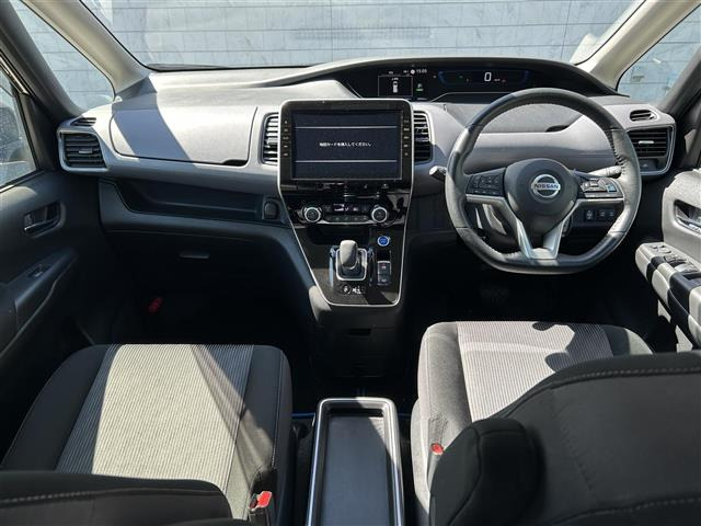 セレナ1.2 e-POWER ハイウェイスターV